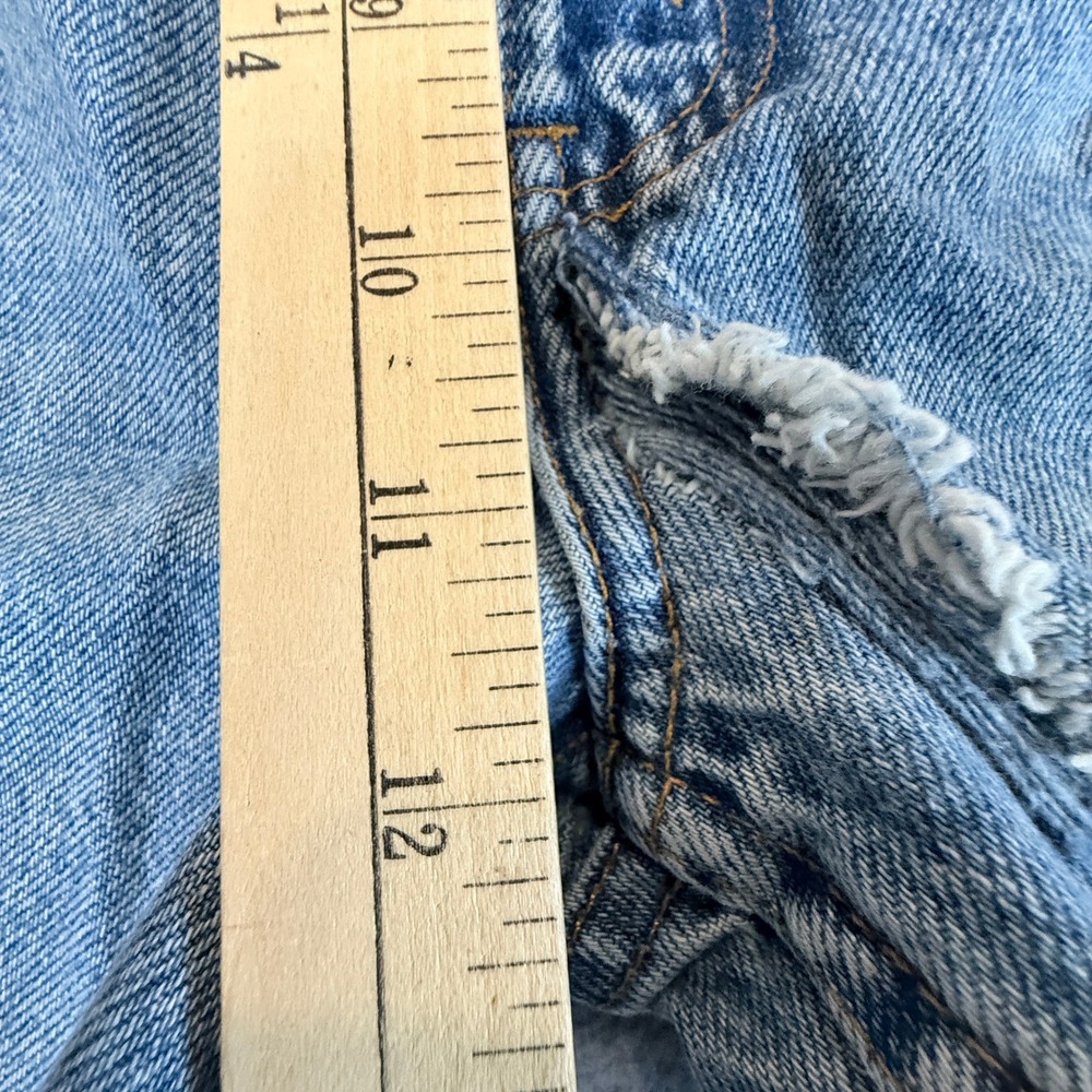 Levi's Relaxed Straight Leg Jeans Mens 40x32 Light Wash Distressed 550 Thrashed - Picture 10 of 16